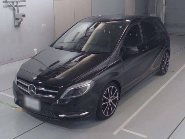 90275 MERCEDES BENZ B CLASS 246242 2013 г. (CAA Chubu)